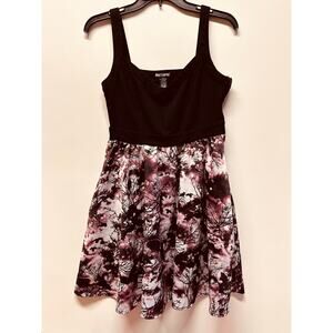 Hot Topic Women's Sleeveless Halloween Dress with Crows and Dark Trees Size SM